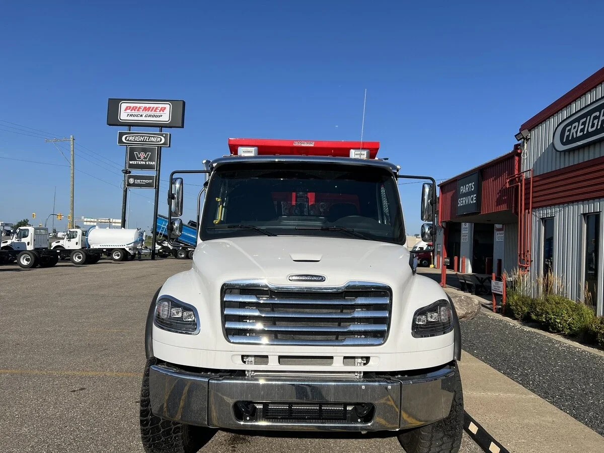 2027 Freightliner M2 106 — photo 10