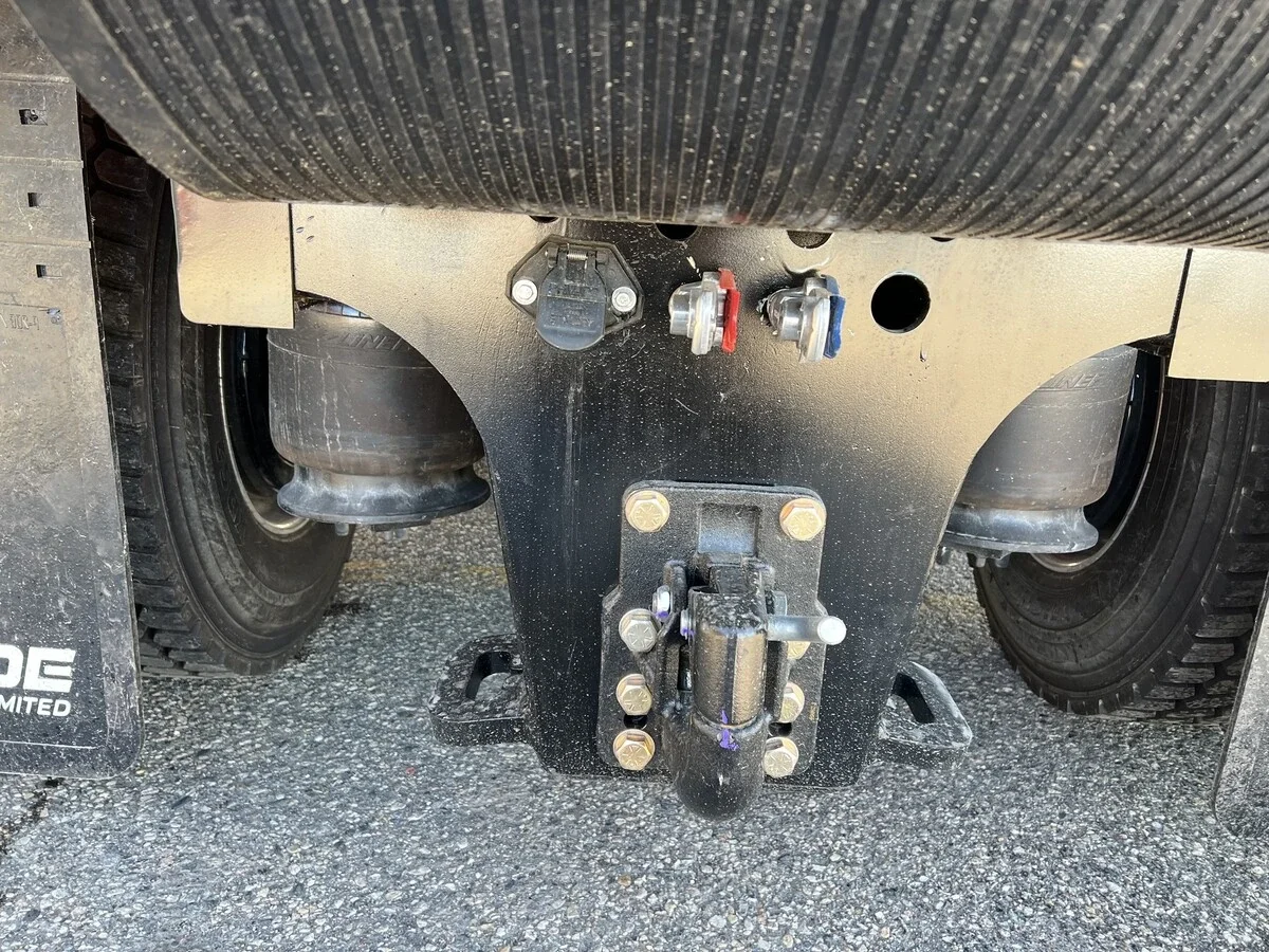 2027 Freightliner M2 106 — photo 5
