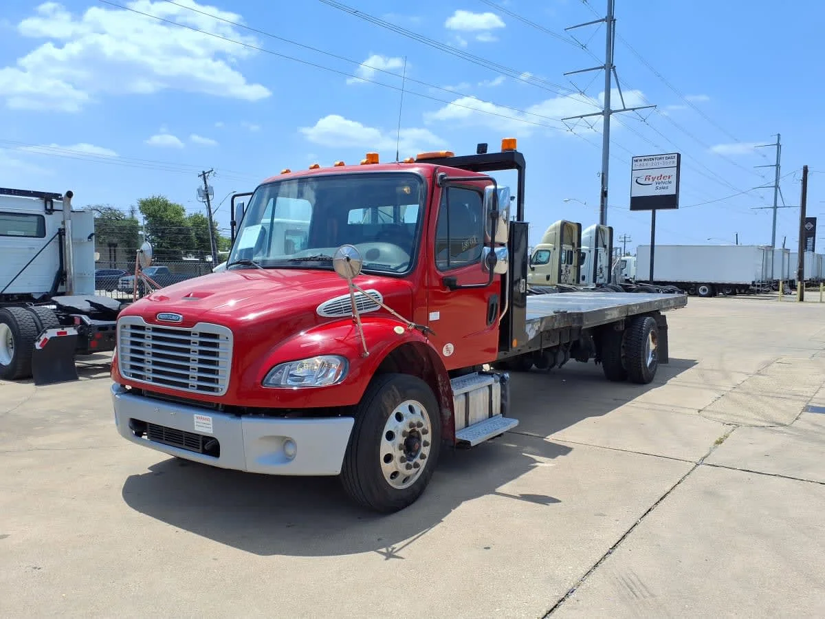 2018 Freightliner M2 106
