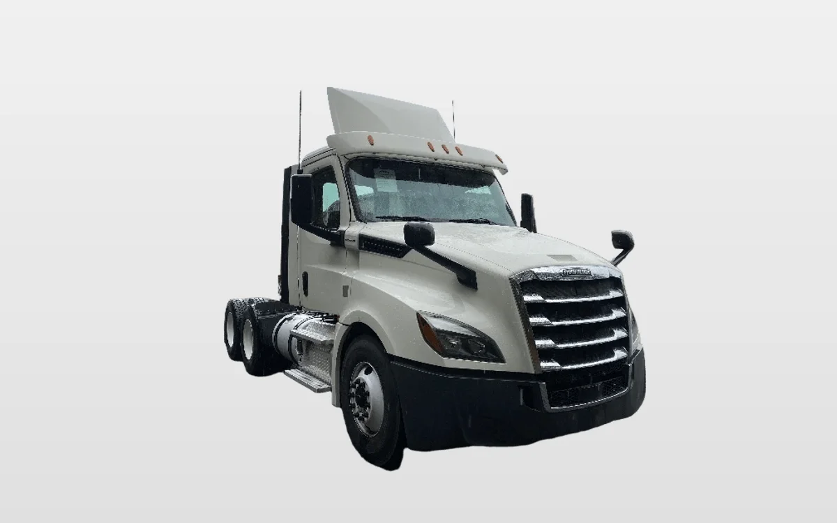 2019 Freightliner - image 1
