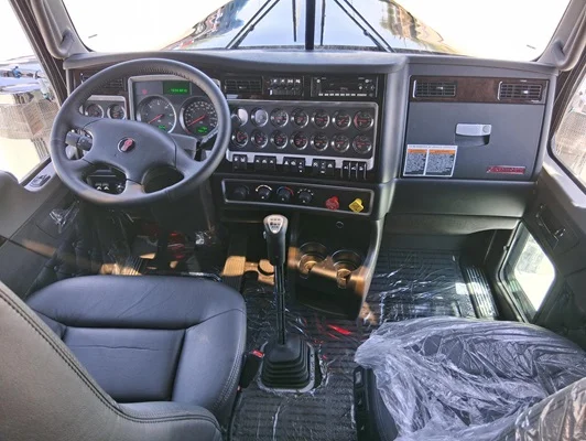 2027 Kenworth W900 in El Paso, TX — photo 3