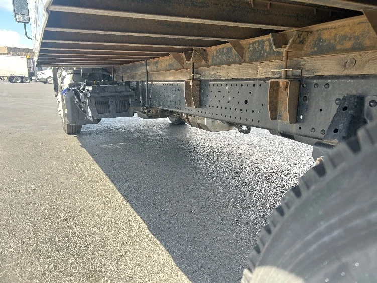 2020 Isuzu NRR in Denver, CO — photo 5