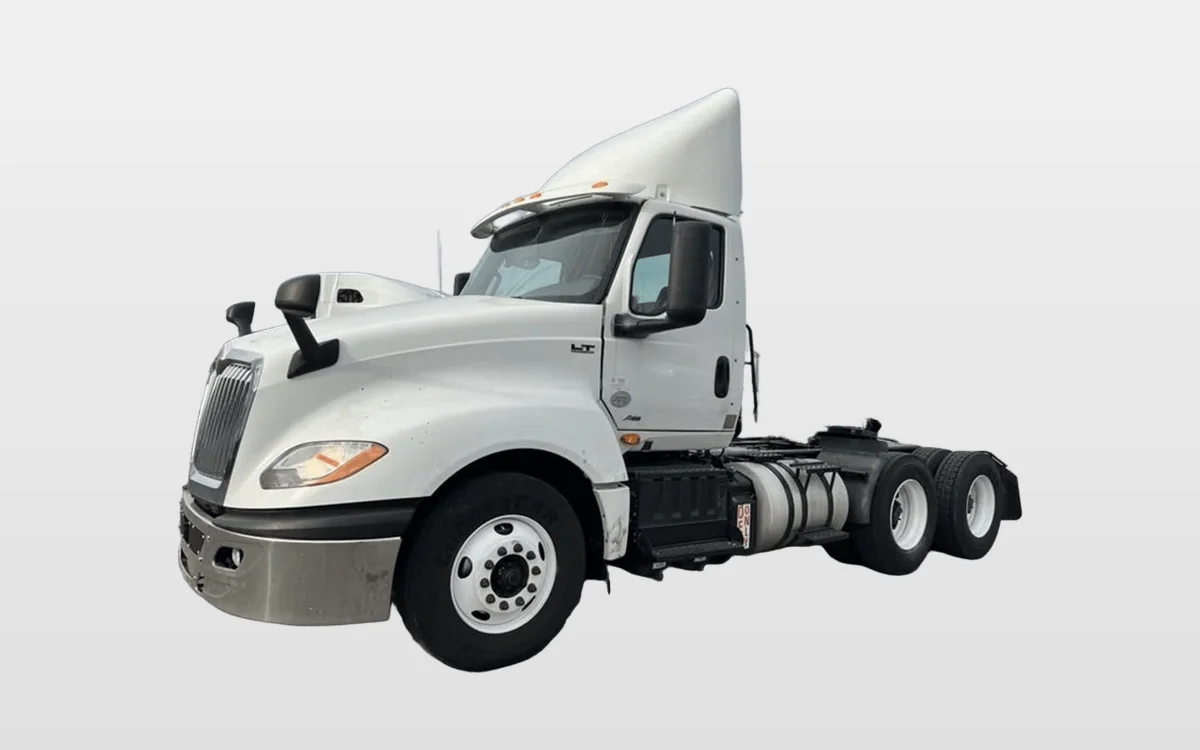 2019 International - image 1