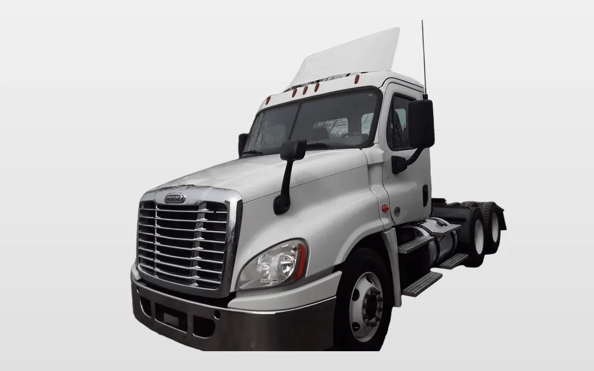 2019 Freightliner - image 1