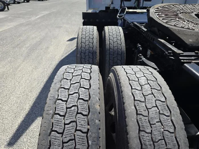 2022 Peterbilt 579 - image 28