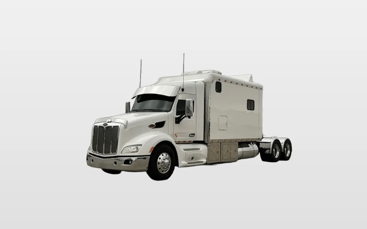 2016 Peterbilt 579 - image 1