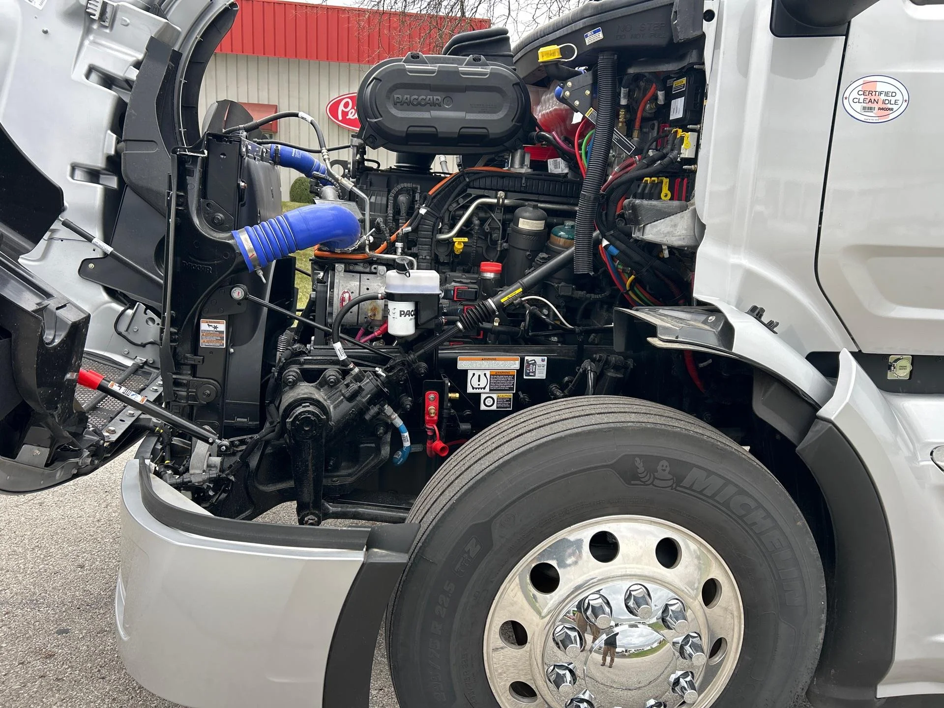 2026 Peterbilt 579 - image 8