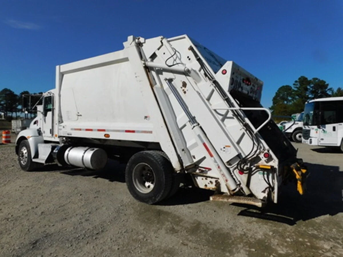 2020 Kenworth T370 - image 5