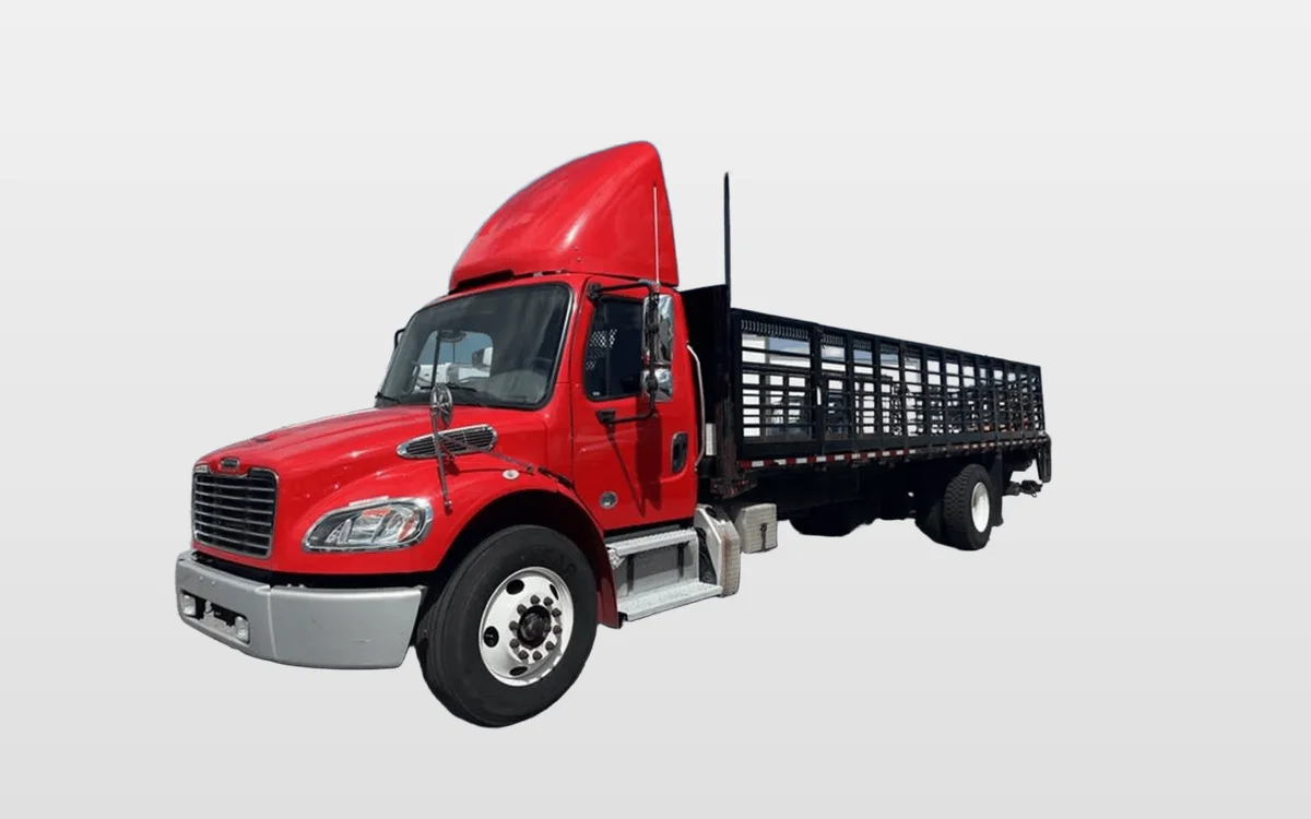 2017 Freightliner M2 106 - image 1