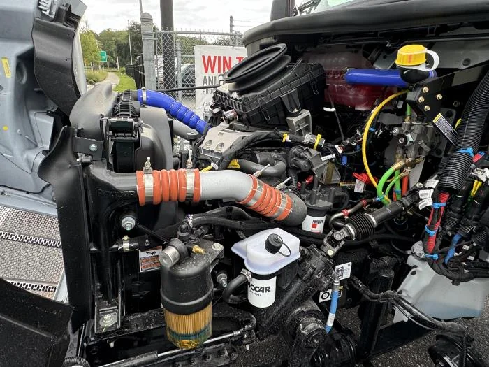 2025 Peterbilt 536 - image 21