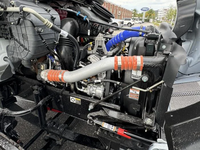 2025 Peterbilt 536 - image 20