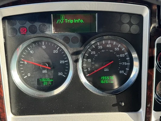 2025 Kenworth W900 in Dallas, TX — photo 19