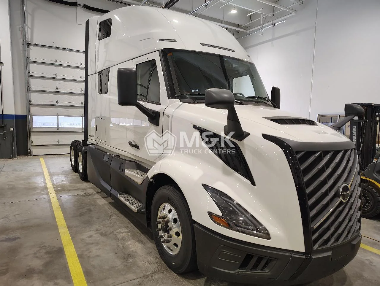 2026 Volvo VNL 860 in Amherst, OH