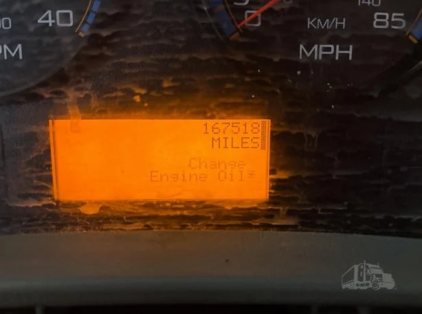 2012 International 4300 - image 12