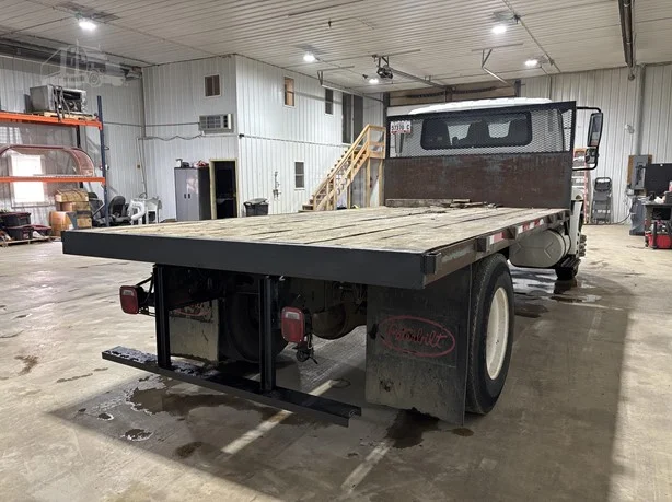 2012 International 4300 - image 6