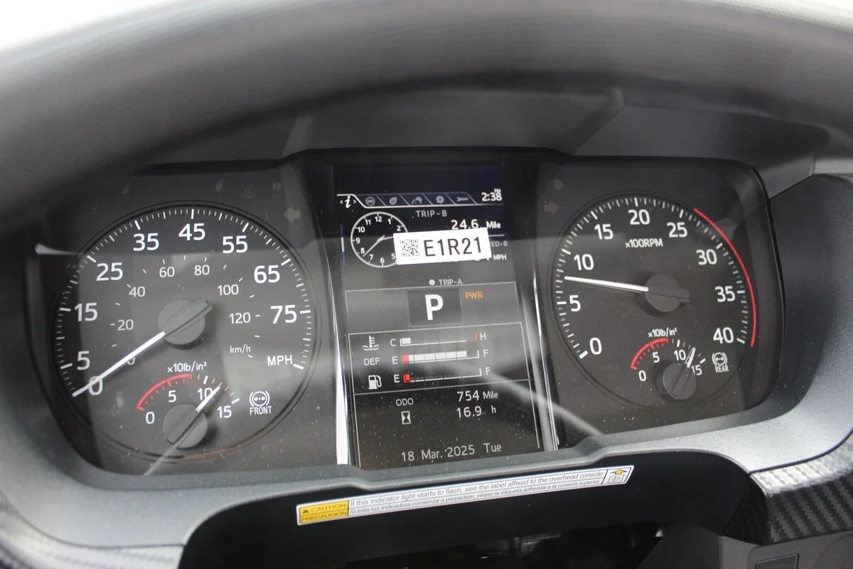 2025 Hino L6 - image 10