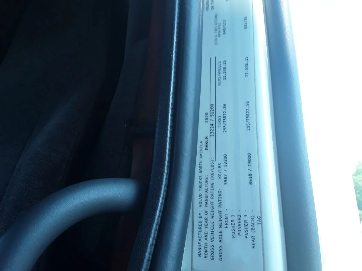 2021 Volvo in Hilliard, OH — photo 16