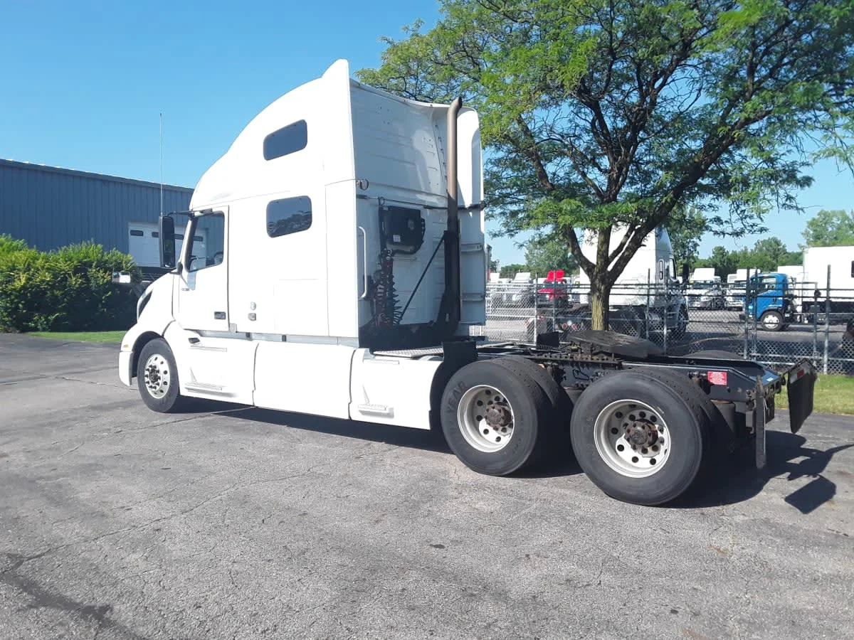 2021 Volvo in Hilliard, OH — photo 6