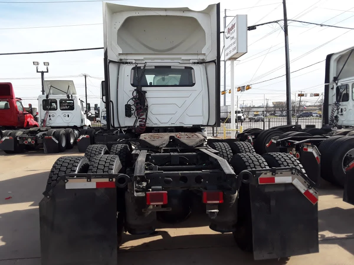 2020 International RH - image 5