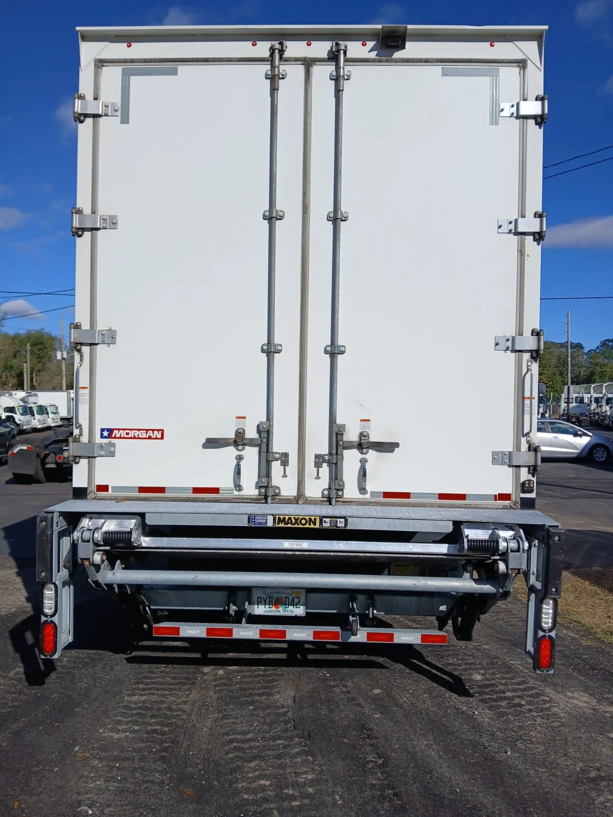 2021 Freightliner M2 106 - image 5