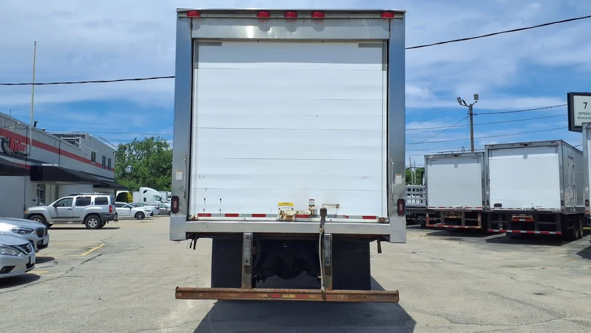 2020 Freightliner M2 106 in Warwick, RI — photo 5