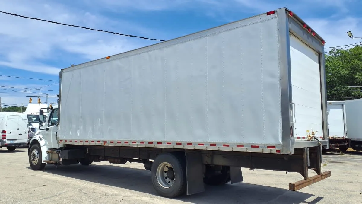 2020 Freightliner M2 106 in Warwick, RI — photo 6
