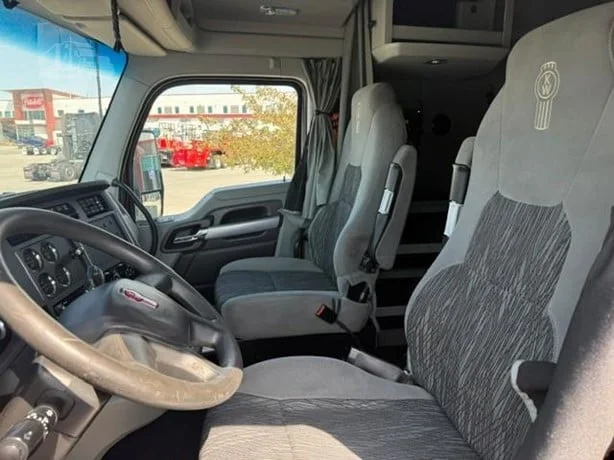 2022 Kenworth T680 in Salt Lake City, UT — photo 12