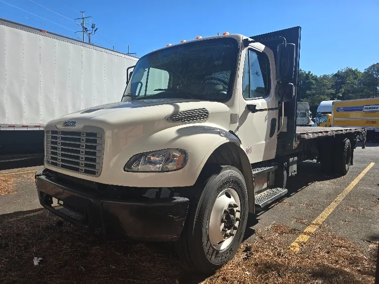 2019 Freightliner eM2 in Norcross, GA — photo 3