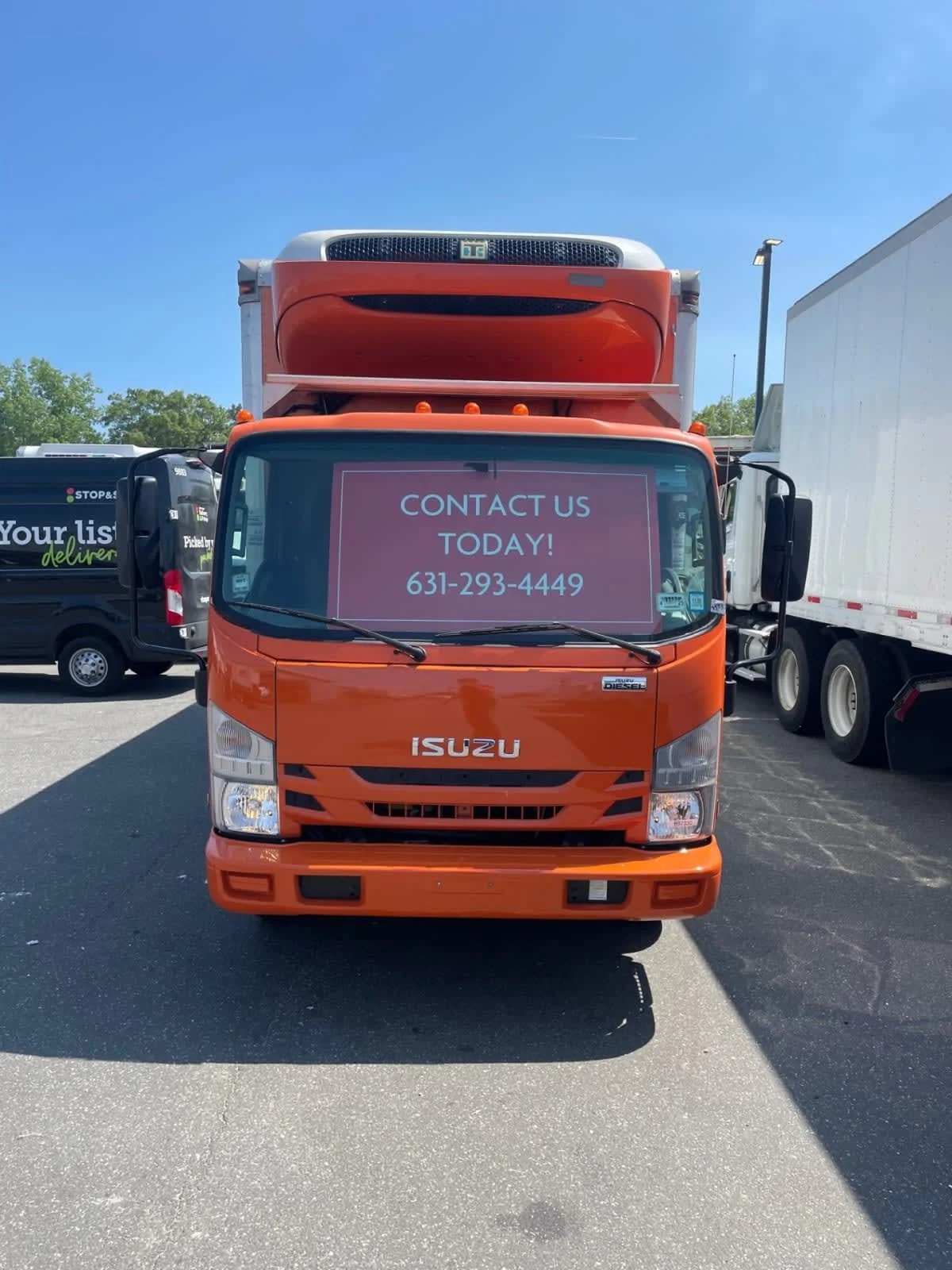 2019 Isuzu NQR in Farmingdale, NY — photo 2