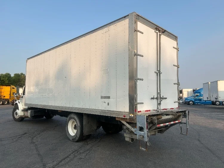 2020 Freightliner eM2 in Obetz, OH — photo 6