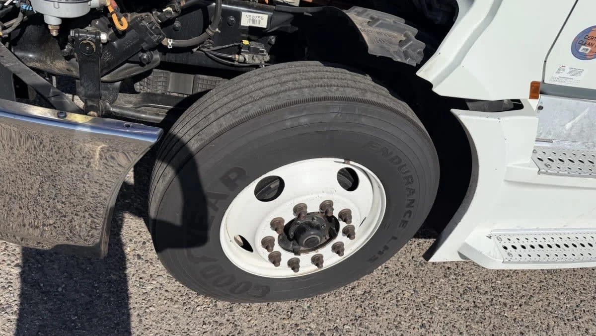 2021 Freightliner Cascadia in Phoenix, AZ — photo 15