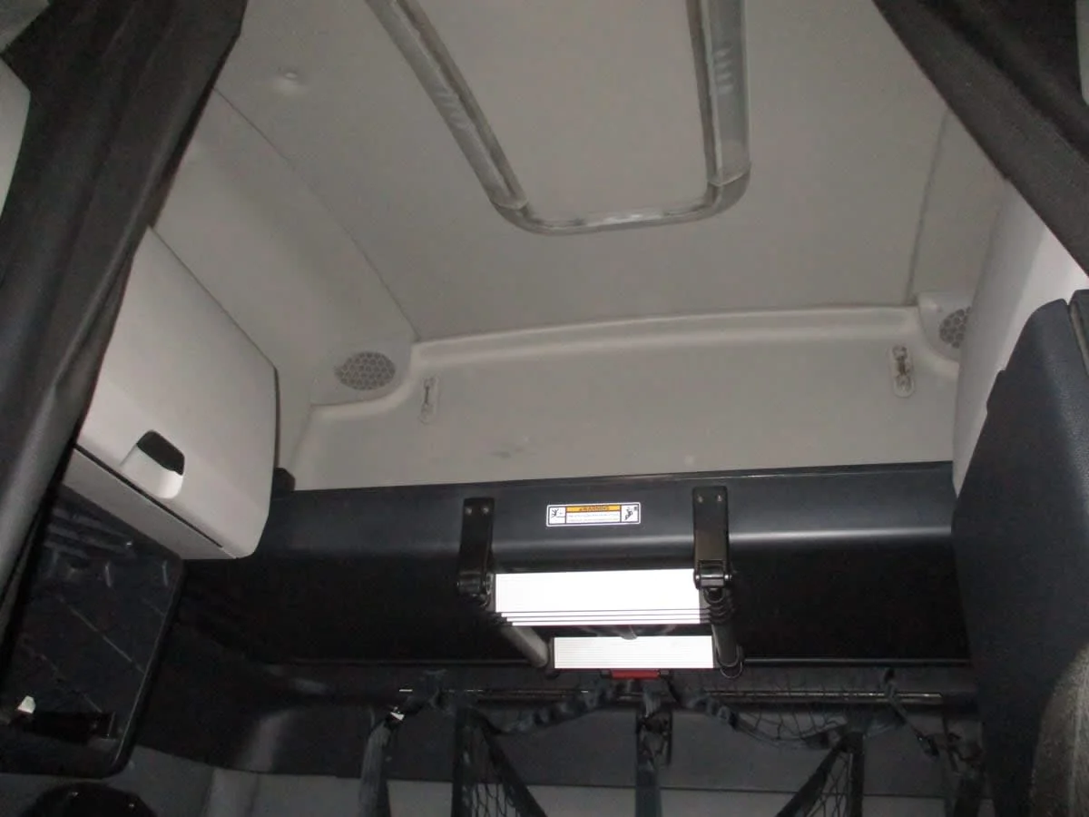 2021 Freightliner Cascadia in Phoenix, AZ — photo 11