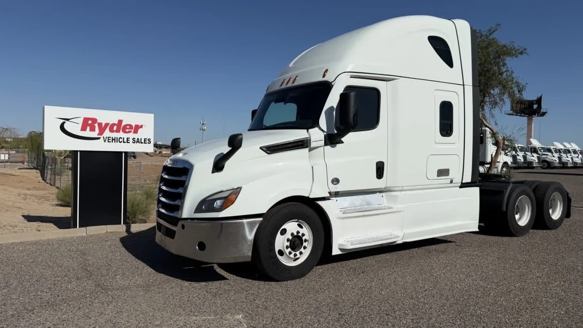 2021 Freightliner Cascadia in Phoenix, AZ