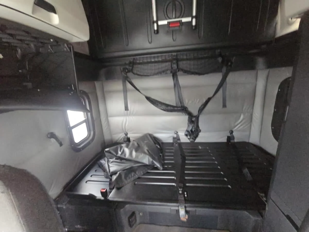 2022 Freightliner Cascadia in Atlanta, GA — photo 8