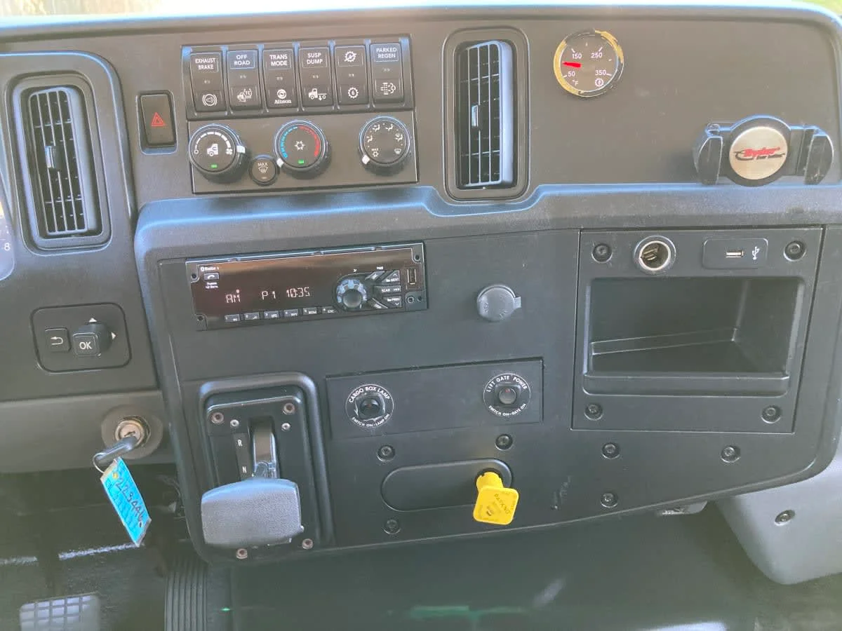 2020 International MV in Springfield, MA — photo 13
