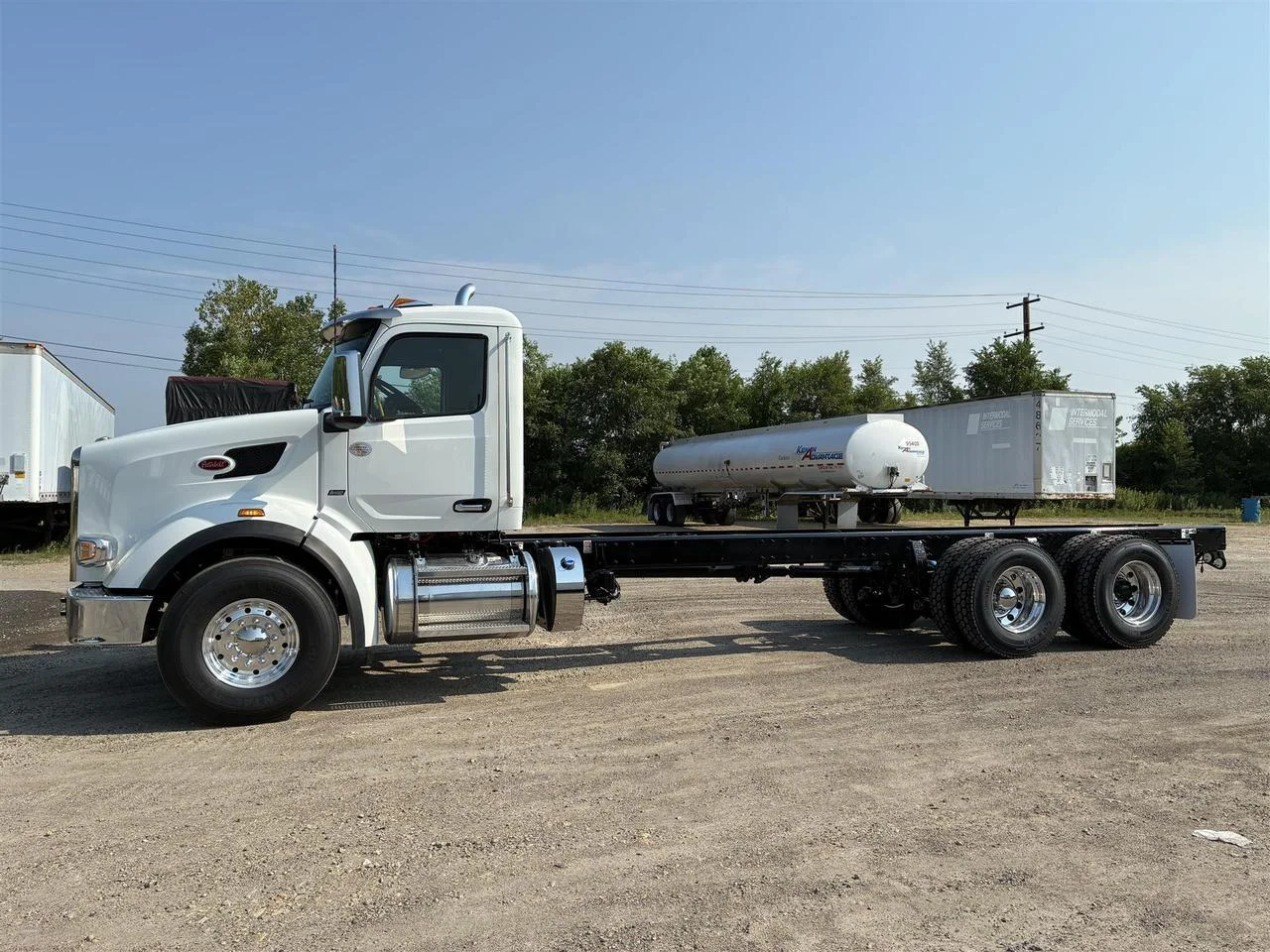 2027 Peterbilt 567