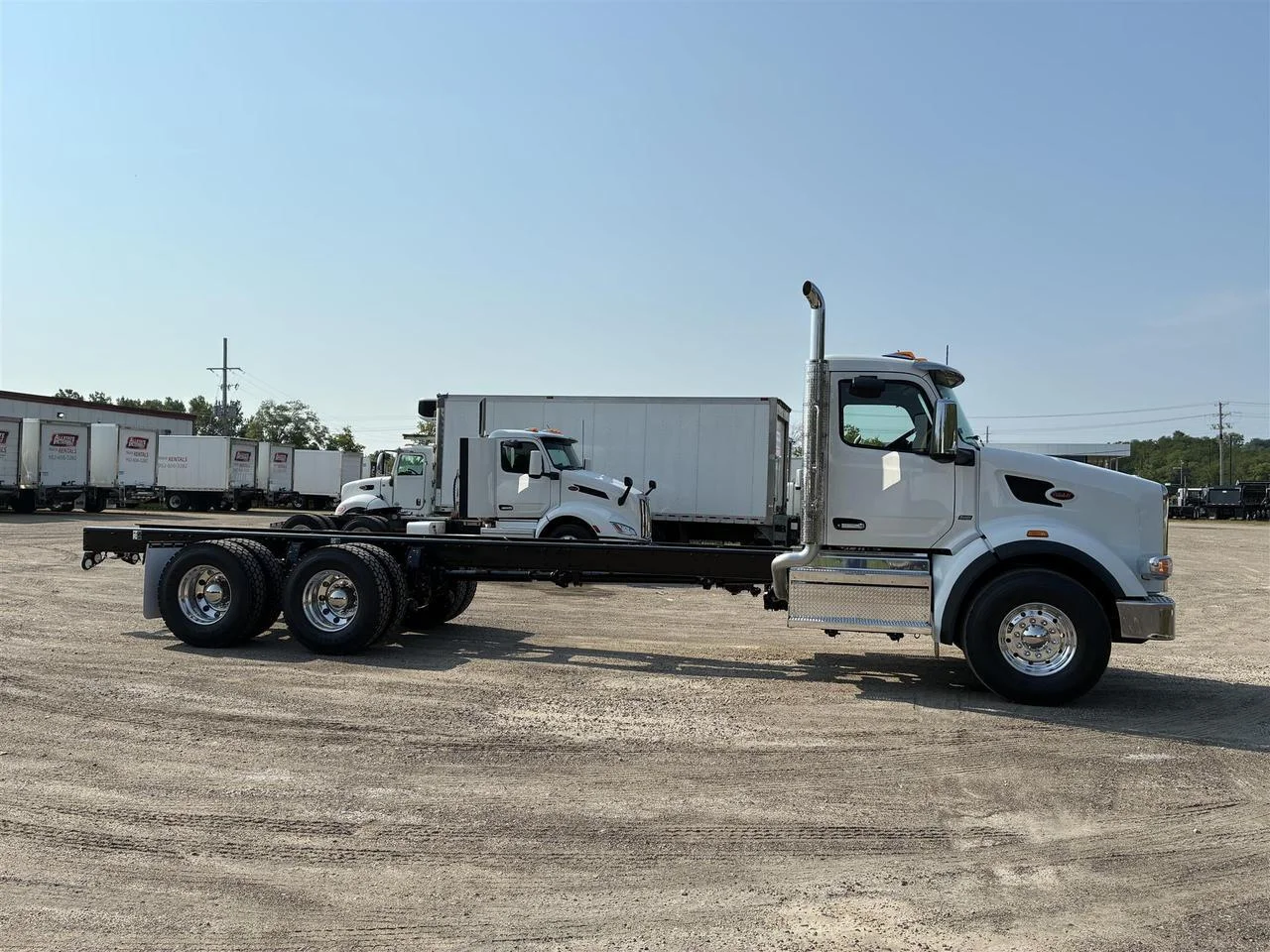 2027 Peterbilt 567 in South St. Paul, MN — photo 5