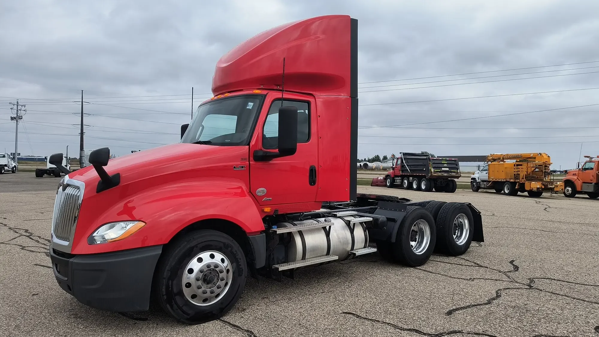 2020 International LT in Plover, WI