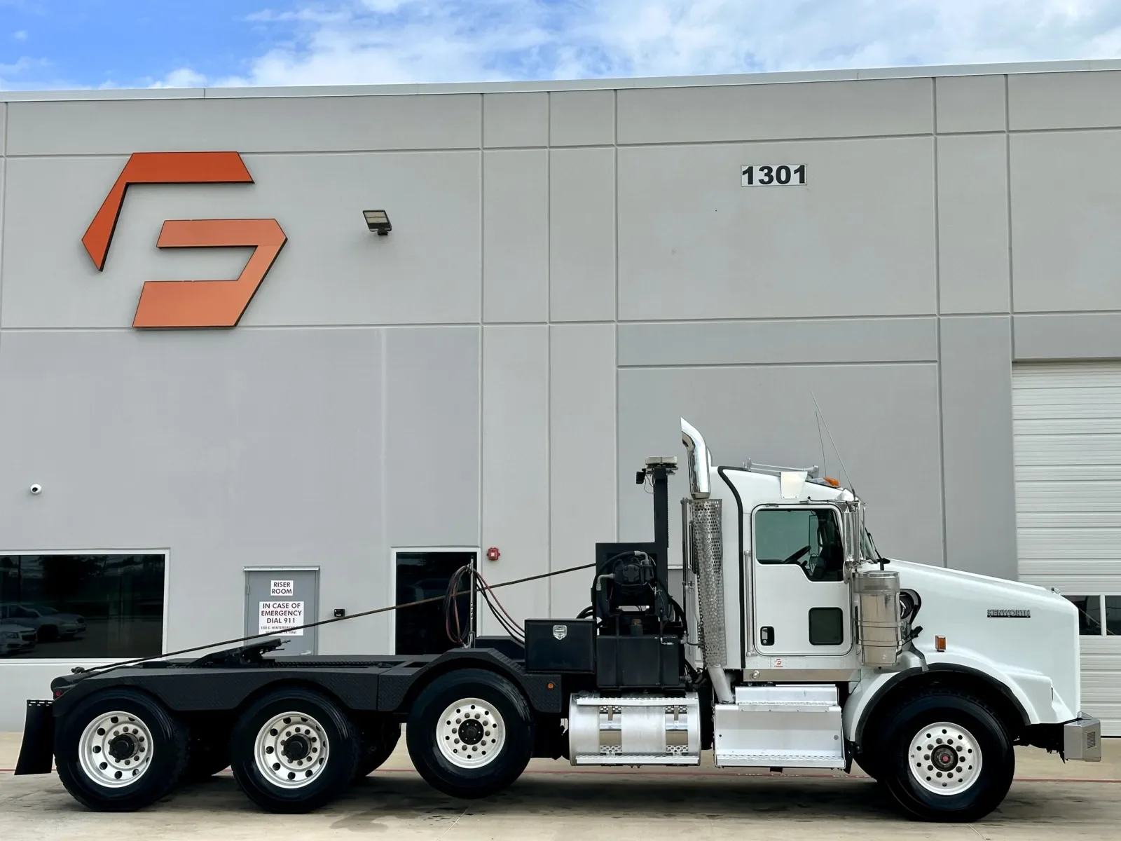 2016 Kenworth T800 in Hutchins, TX — photo 3