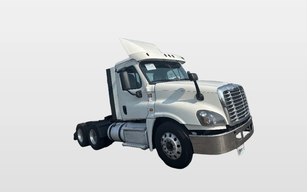2019 Freightliner - image 1