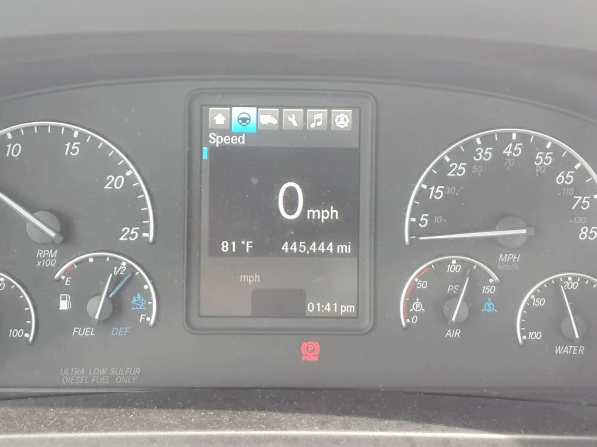 2020 Freightliner Cascadia in Wayland, MI — photo 13
