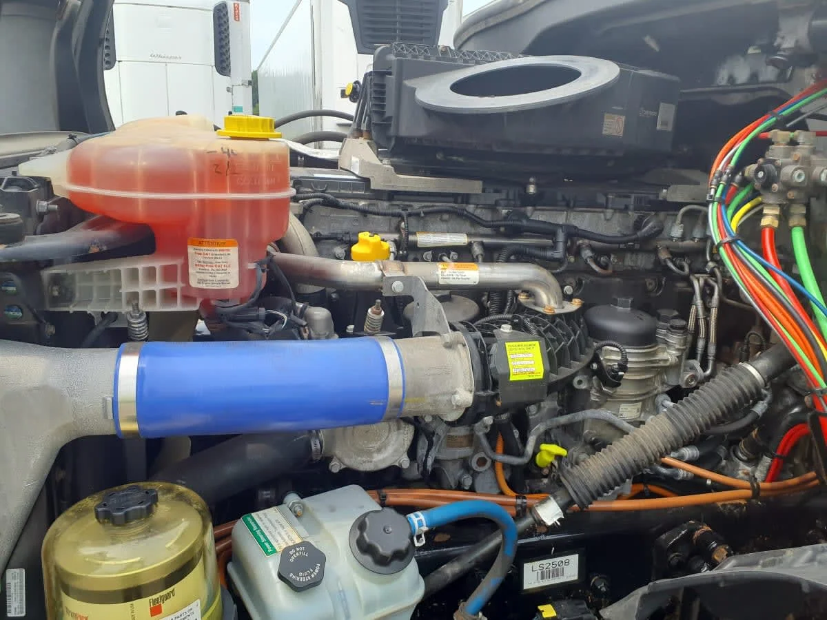 2020 Freightliner Cascadia in Wayland, MI — photo 8