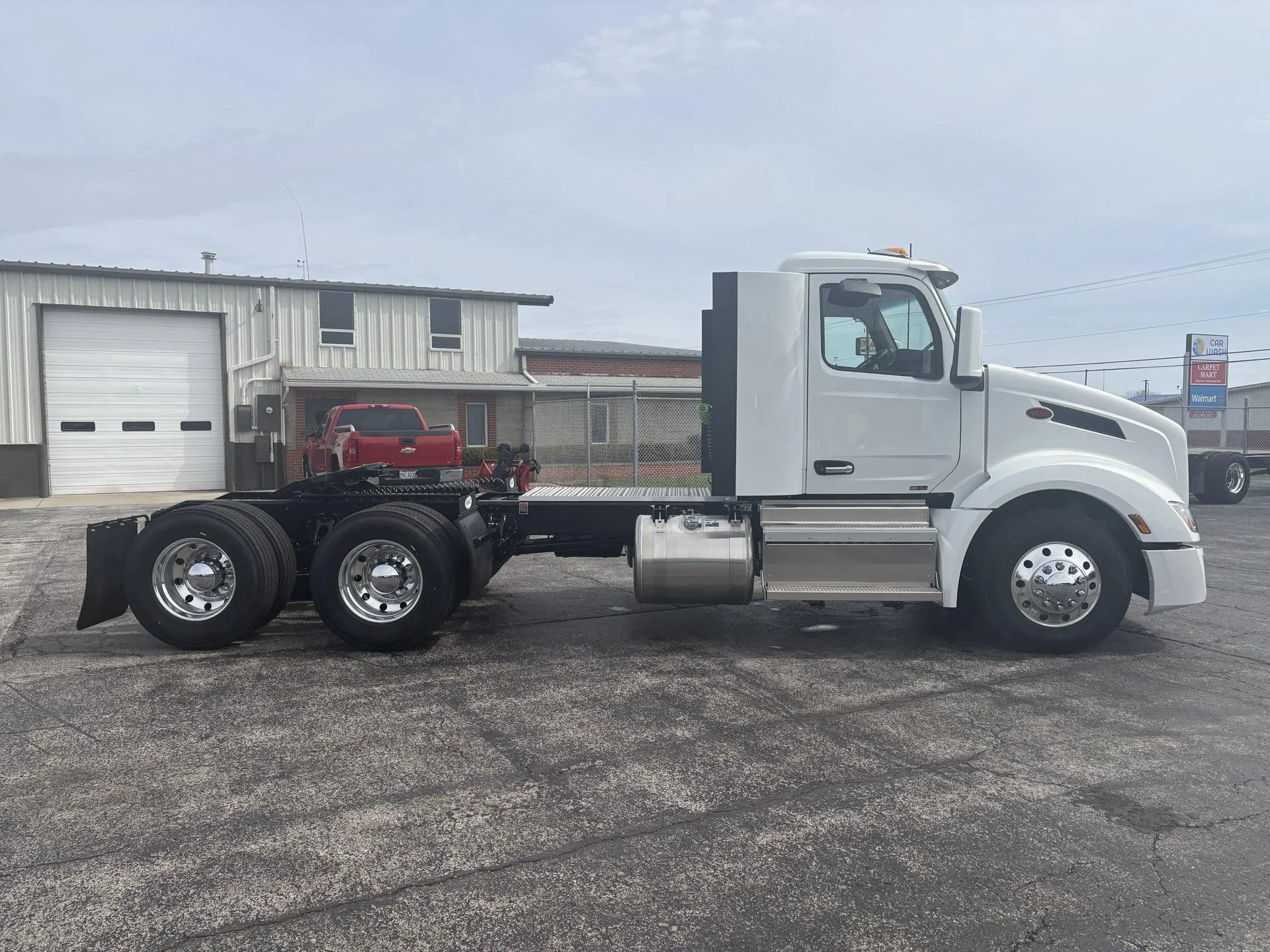 2027 Peterbilt 579 in Findlay, OH — photo 7