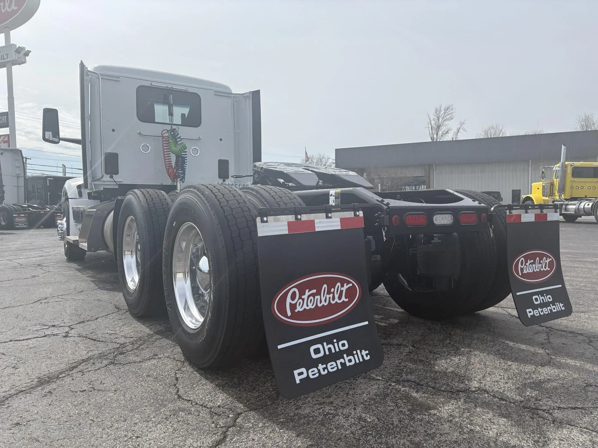 2027 Peterbilt 579 in Findlay, OH — photo 5