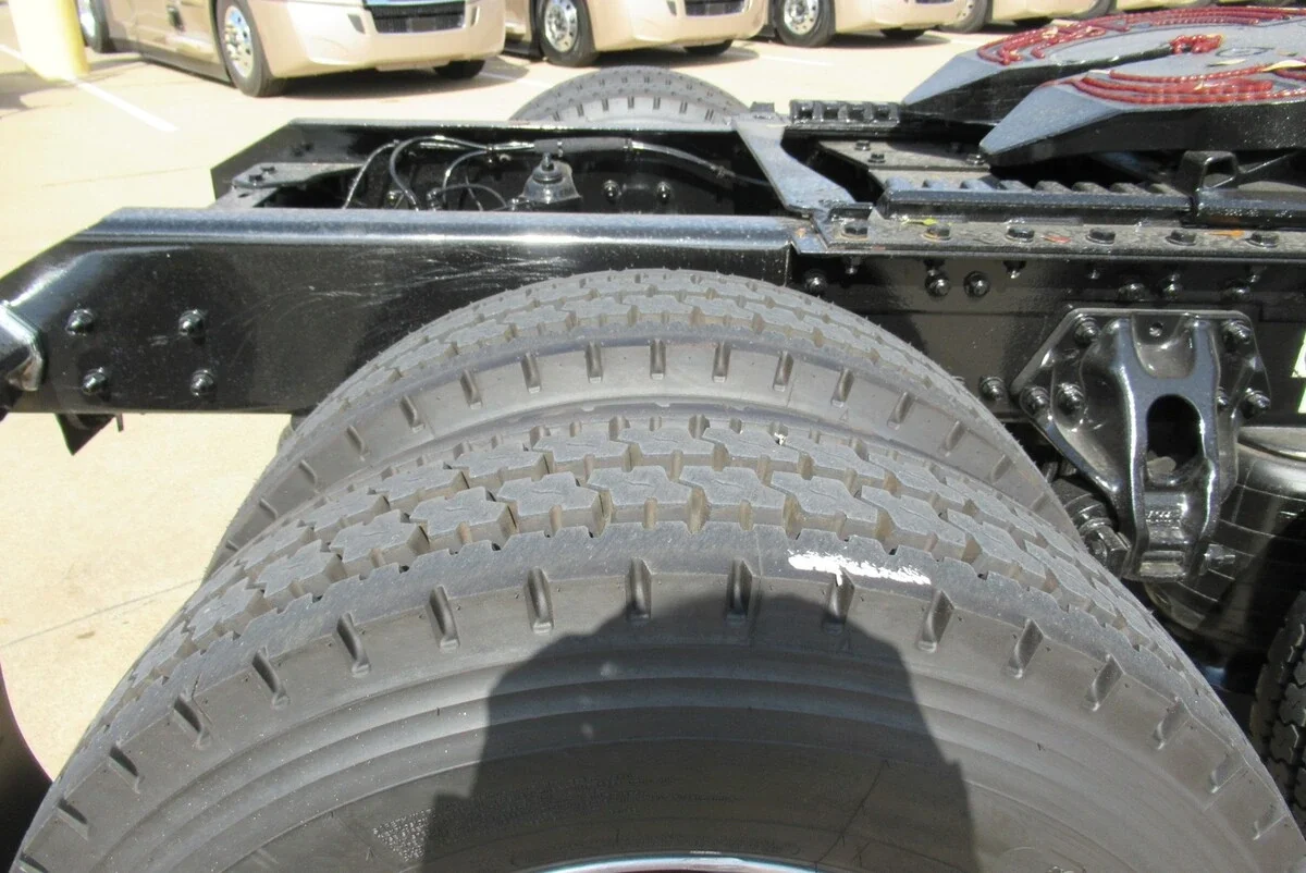 2023 Kenworth T680 - image 14