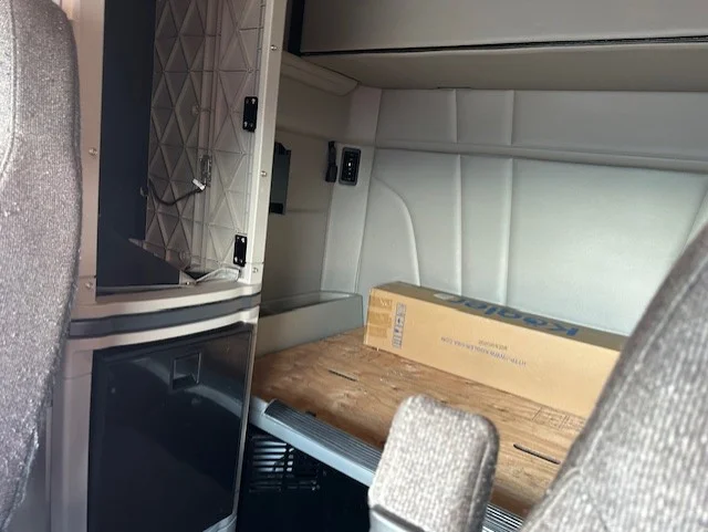 2024 Peterbilt 579 - image 11