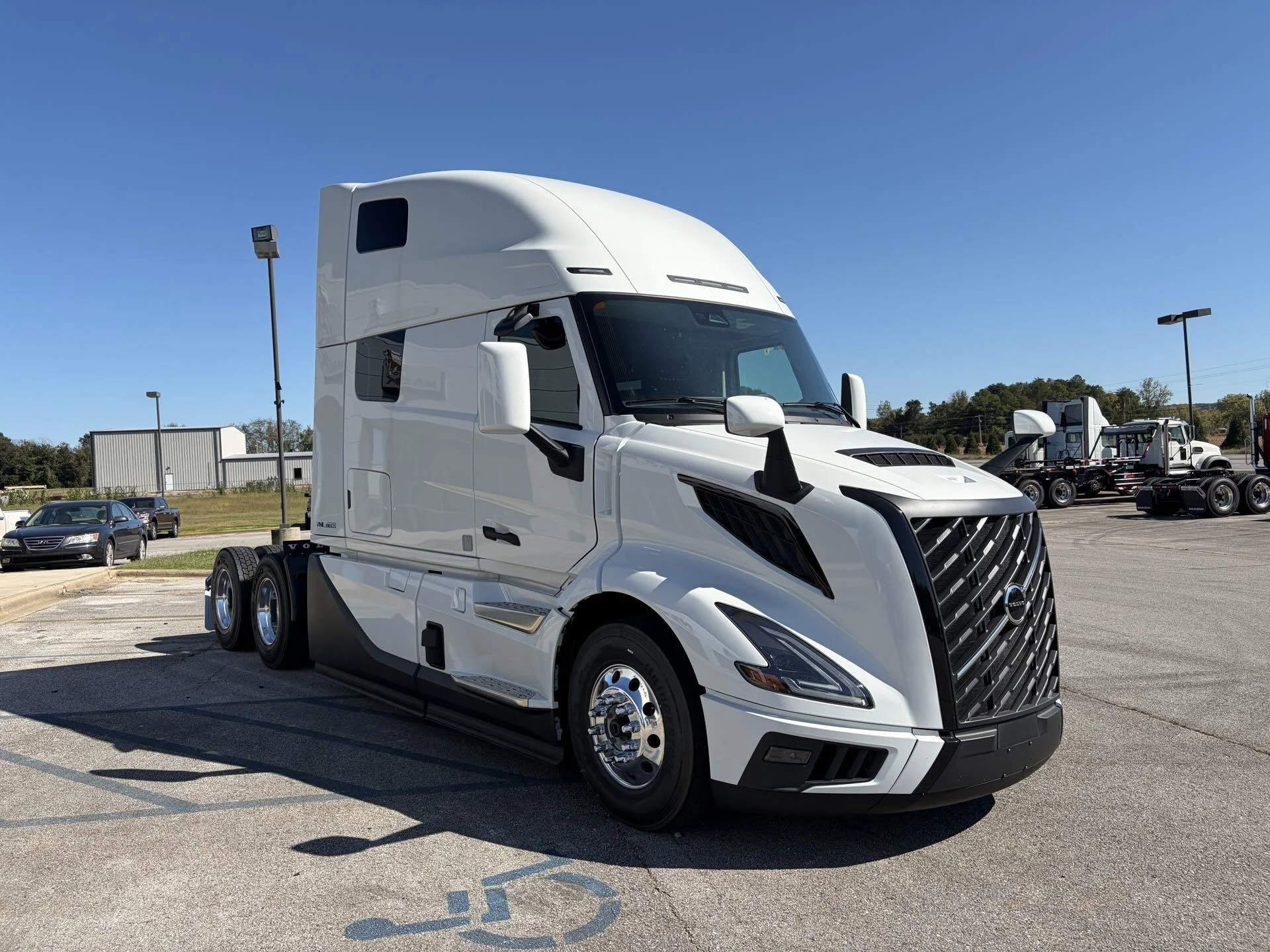 2026 Volvo VNL 860 - image 3