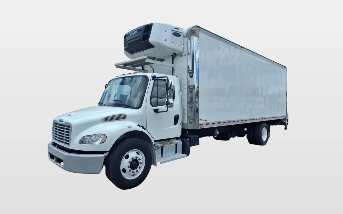 2019 Freightliner M2 106 - image 1