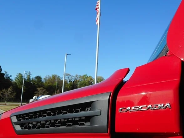 2023 FREIGHTLINER Cascadia 126 - image 10