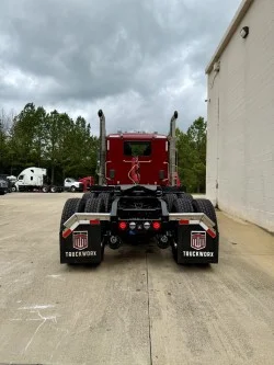 2027 Kenworth in Huntsville, AL — photo 3